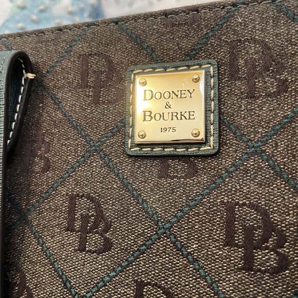 Vintage Dooney & Bourke Brand New!! w/o tags - Picture 3 of 13